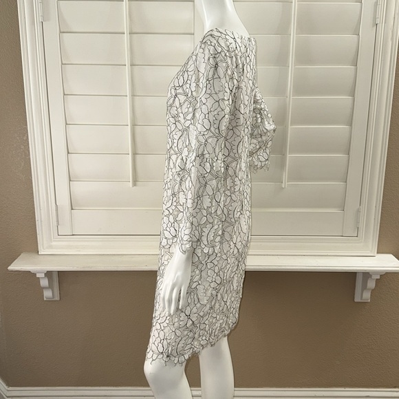 Eliza J Lace Bell Sleeve Shift Dress - Picture 6 of 13